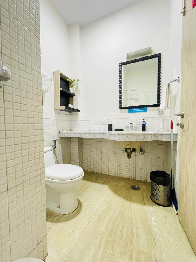 Bedchambers Serviced Apartments, Sector 40 古尔冈 外观 照片